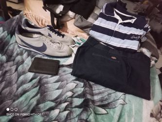 Men set