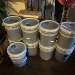 Laundry Detergent (Tide & Gain)(5 Gallon Bucket)