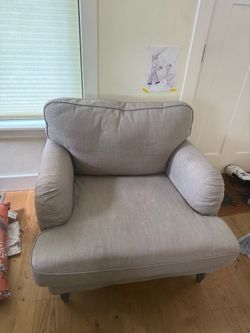 IKEA armchair similar to uppland