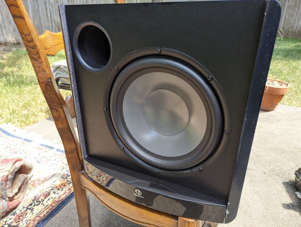 Subwoofer Boston Acoustics 650 for in Houston, TX OfferUp