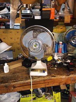Kuo Horng oscillating fan