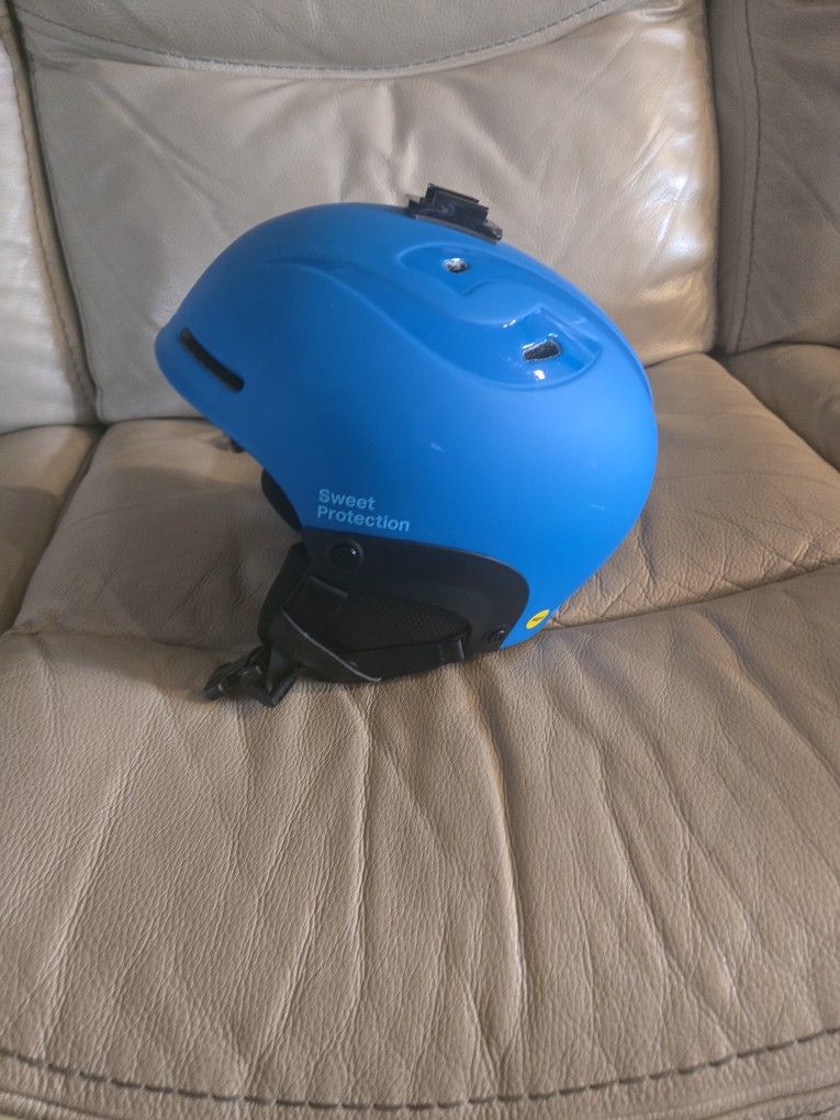 Sweet Protection Snowboard/Skiing Helmet 