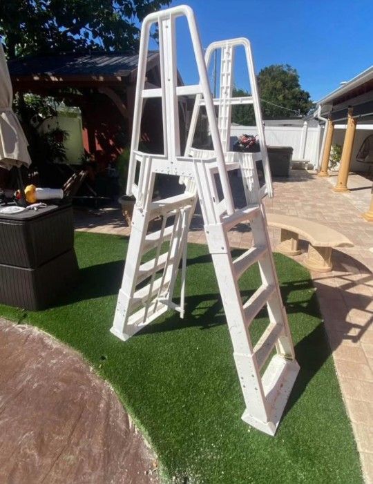 Escalera Para Piscina