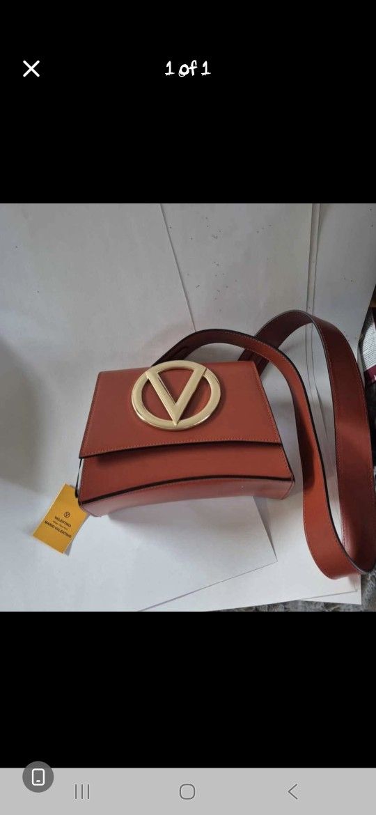 Mario Valentino
Honey Logo Leather Shoulder Bag