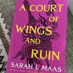 (Book) A Court Of Wings And Ruin ✨New✨