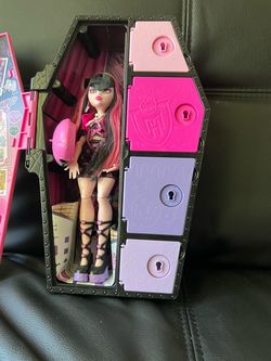 draculaura monster high doll
