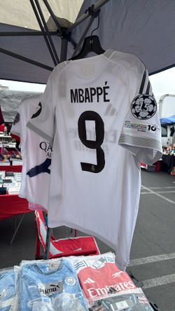 Real Madrid 25/26 Jersey