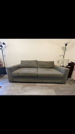 Stylish Couch - July 4th Moving Sale 🎆