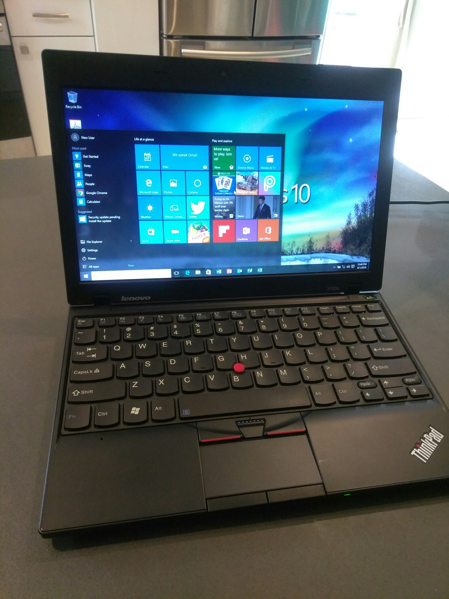 Super Slim Lenovo Laptop 12" , New battery, new SSD drive, Windows 10 Pro, Car & wall charger included
