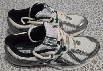 New Balance 1906R Running Sneakers size 10.5