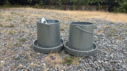 Chicken feeders