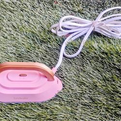 Newbealer Travel Iron 