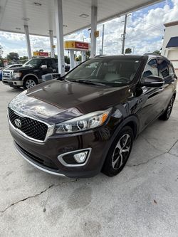 2017 KIA SORENTO FWD V6 EX