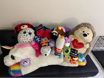 Alfi brand Unicorn and Valentine's Hedgehog plush stuffed animals and some other plush stuff