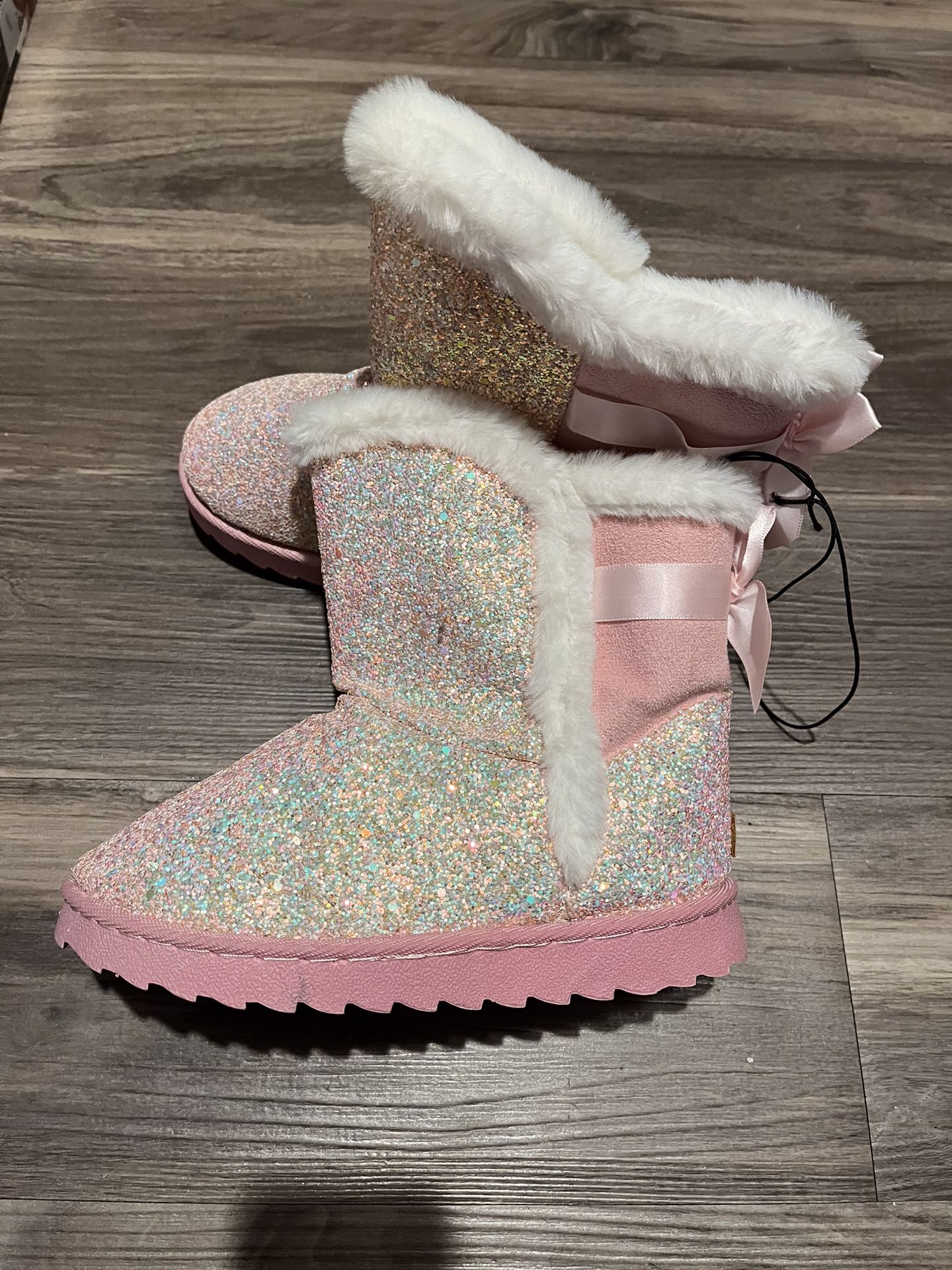 New - Girl’s Mudd pink sparkle boots, size 3