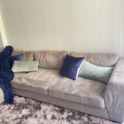 City Furniture Sofa with Chaise 🛋️