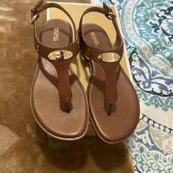 New Michael Kors Sandals Size 9.5