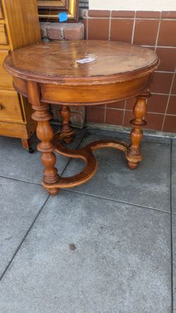 Round side table plant stand diy 26 by 26