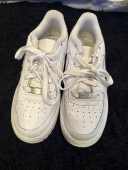 Nikes Women’s Size 8