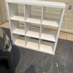 White Shelves 