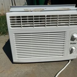 Window AC Unit
