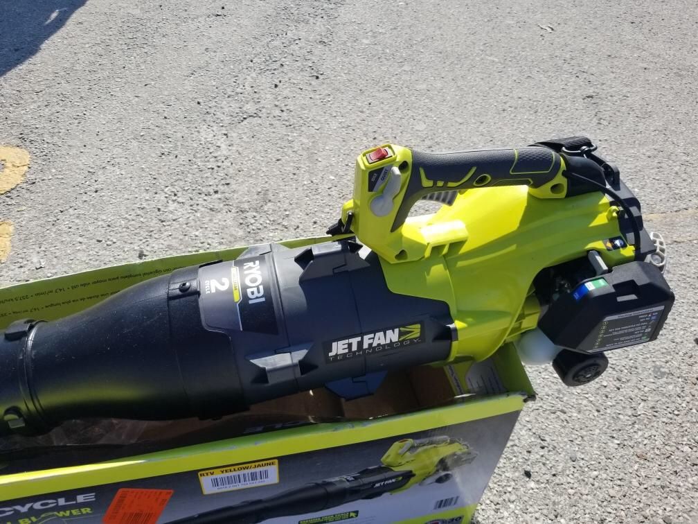 Ryobi gas blower