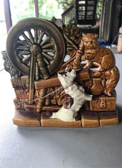 Vintage McCoy planter vase spinning wheel dog cat