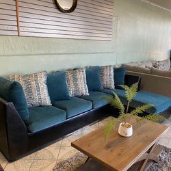 Sectional With Designed Pillows 