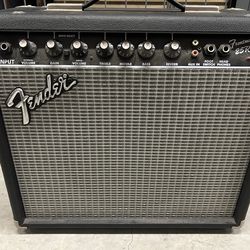Used Fender Frontman 25R Guitar Amp