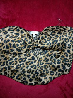 Cute Leopard Top Size L