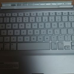 Keyboard For iPad Or Tablets 
