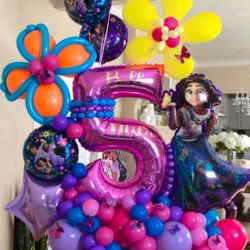 Encanto Balloon Bouquet 