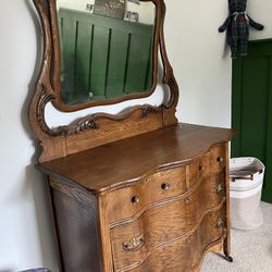 Antique Dressers with Mirror