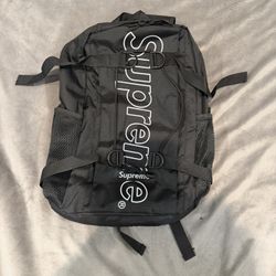 SUPREME SMALL BLACK BACKPACK