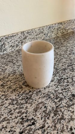 Williams Sonoma marble utensil spoon holder