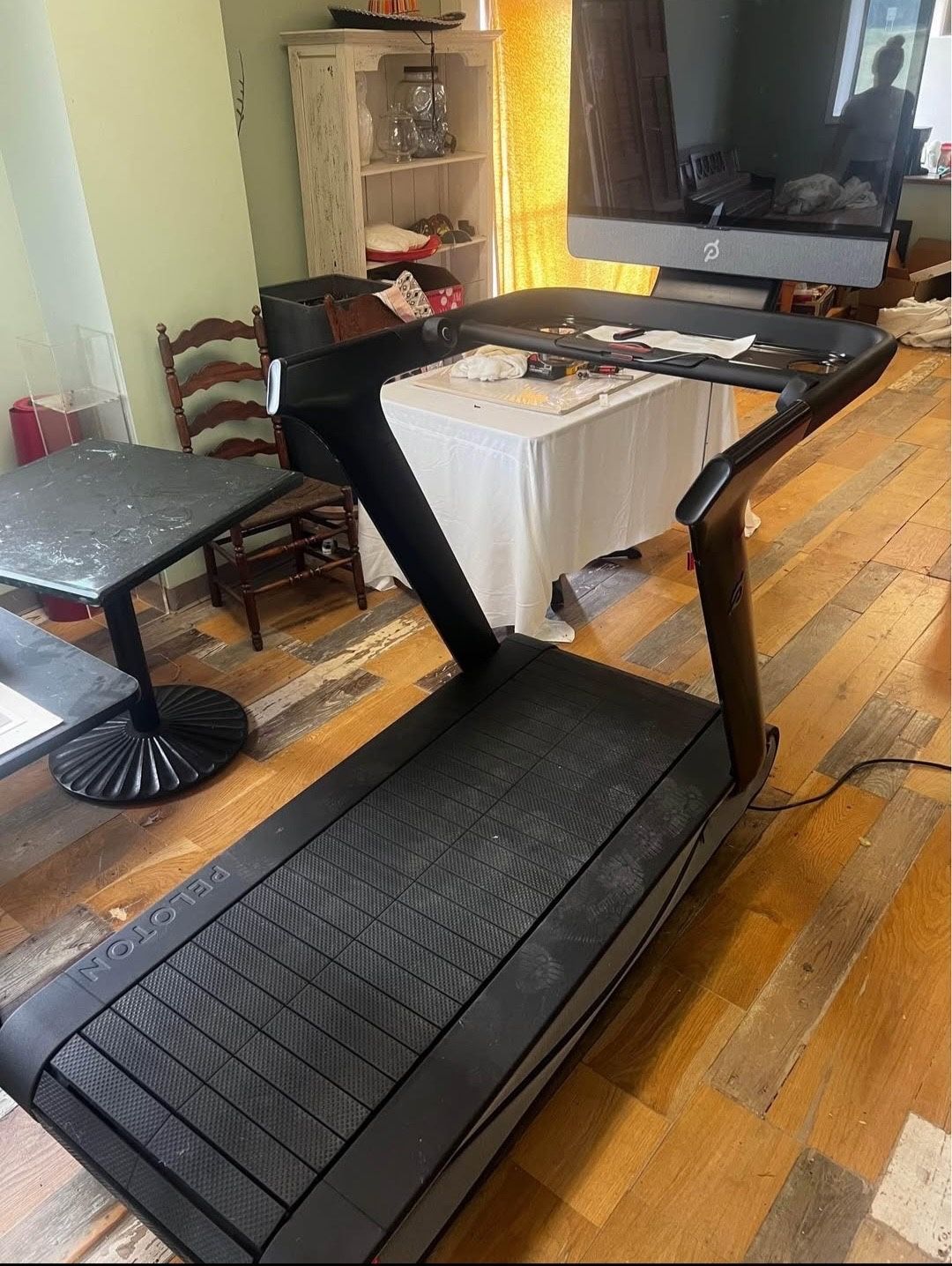 Peloton-Treadmill