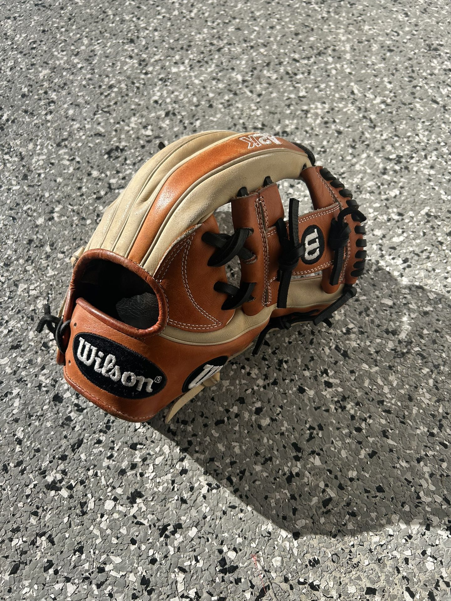Wilson A2K 11.75”