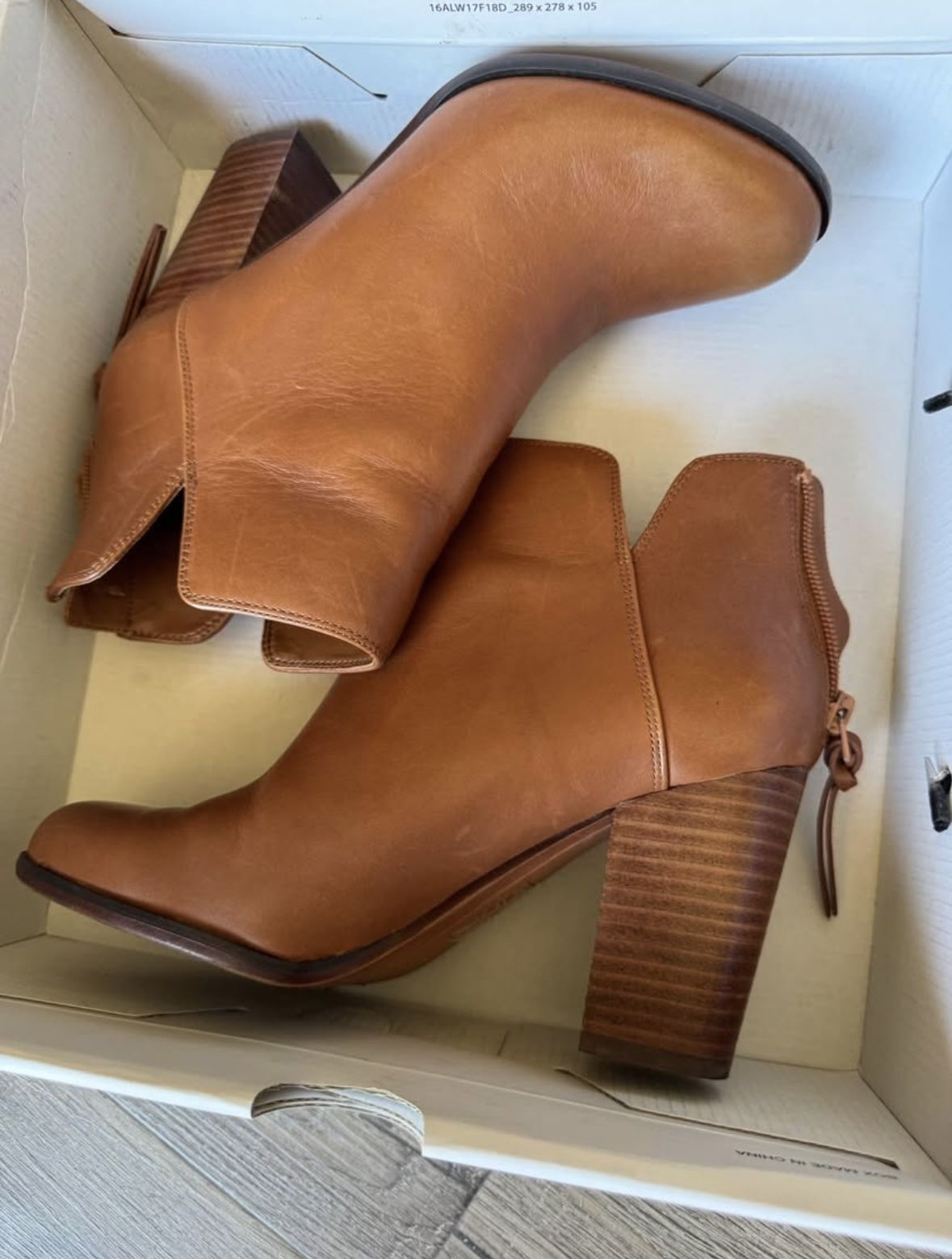 Aldo Boots Women's 6