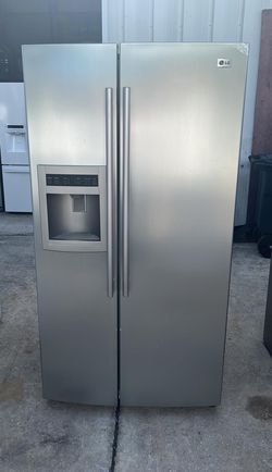 LG Side-by-Side Stainless Steel Refrigerator Fridge

