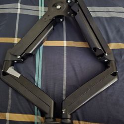 Dual Monitor Mount 