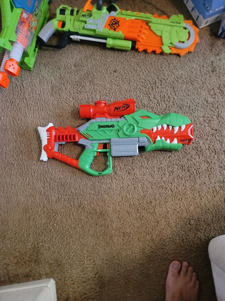 Nerf Dinosquad