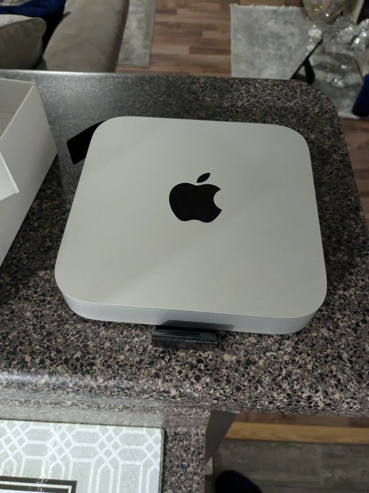 Mac Mini M2 Brand new 16GB 5SSD