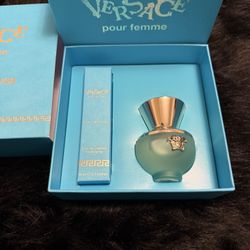 Versace Perfume 