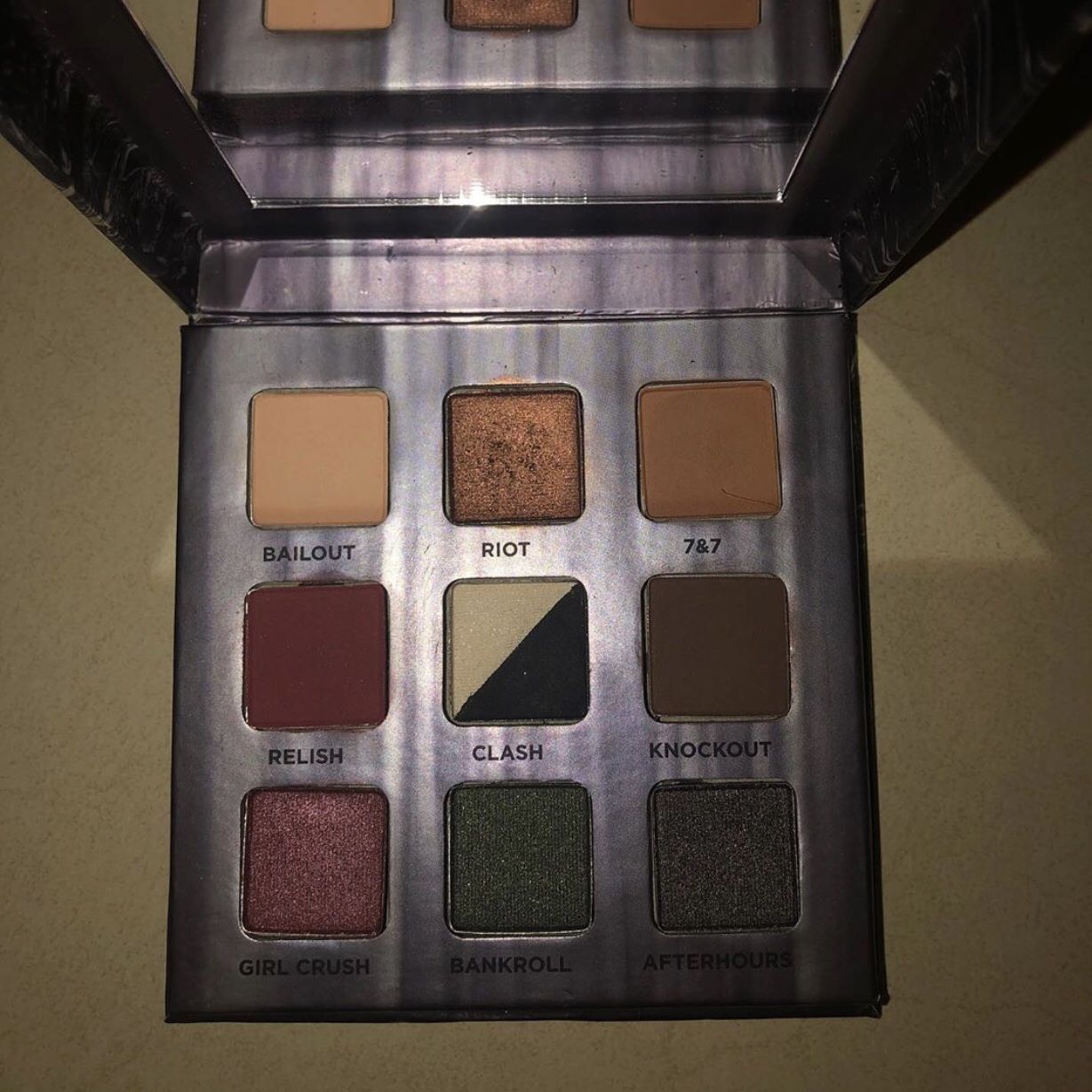 Urban Decay Troublemaker Palette