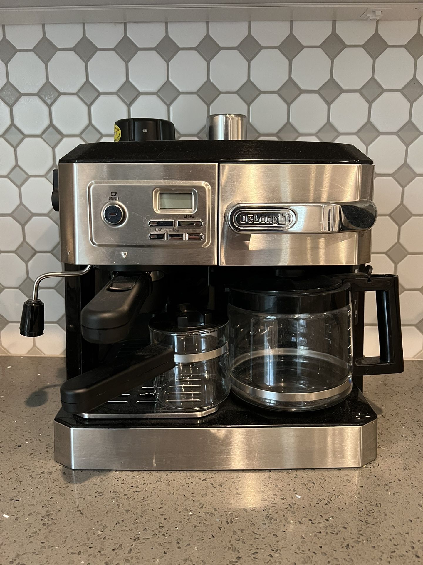 coffee machine DeLonghi BC0330T