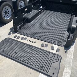 2020/2024 BED LINER 8 FT LONG BED
