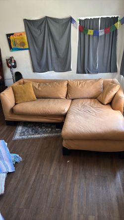 Love seat Couch