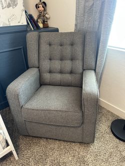 Swivel Rocking Chair/ Nursery Chair