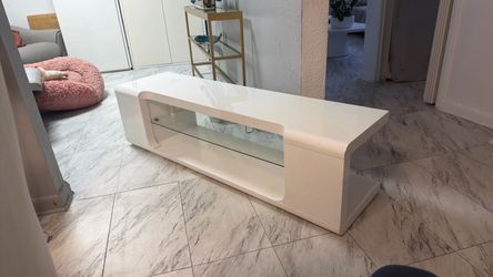 Modern TV Stand, 59 Inch, Console, Media Entertainment Center, Storage Shelves, Living Room, Bedroom, Glossy White Laminate, Clear Tempered Glass, Con