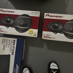 Pioneer Speakers 6.5 4 Ways 350 Watts And Alpine Amp
